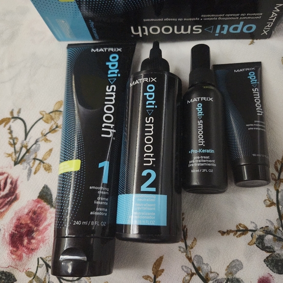 MATRIX Opti Smooth Hair Straightener for Sensitized Hair *Discontinued* - Picture 2 of 7